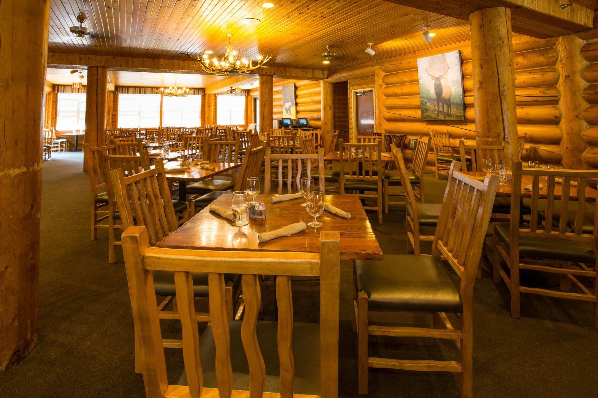 Headwaters Lodge & Cabins At Flagg Ranch Moran Exteriör bild