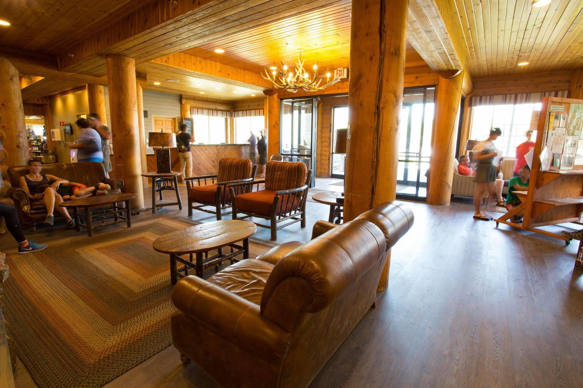 Headwaters Lodge & Cabins At Flagg Ranch Moran Exteriör bild