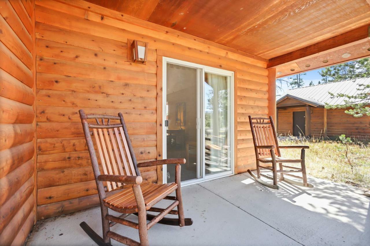 Headwaters Lodge & Cabins At Flagg Ranch Moran Exteriör bild