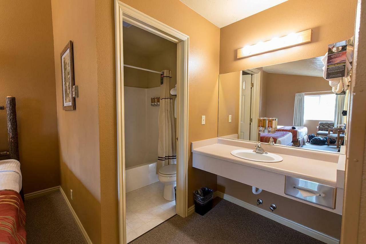 Headwaters Lodge & Cabins At Flagg Ranch Moran Exteriör bild